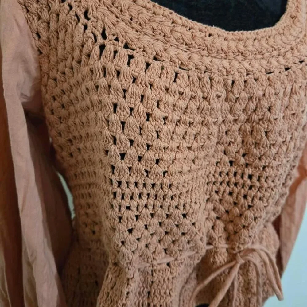 NWOT ✨FREE PEOPLE✨ Megan Crochet Top Size Medium in Coral with Open Back - Picture 7 of 9